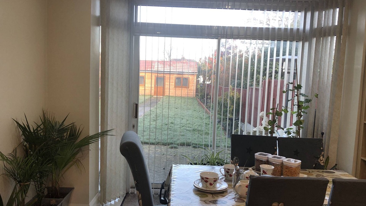 Olton Bed & Breakfast | Lyndon House B&B