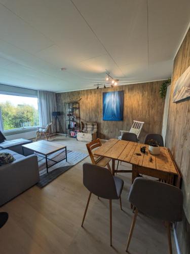 Lyngseidet Apartment | Lyngen accommodation and sauna