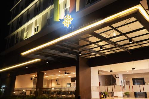 Serang Hotel | Lynn Hotel Serang