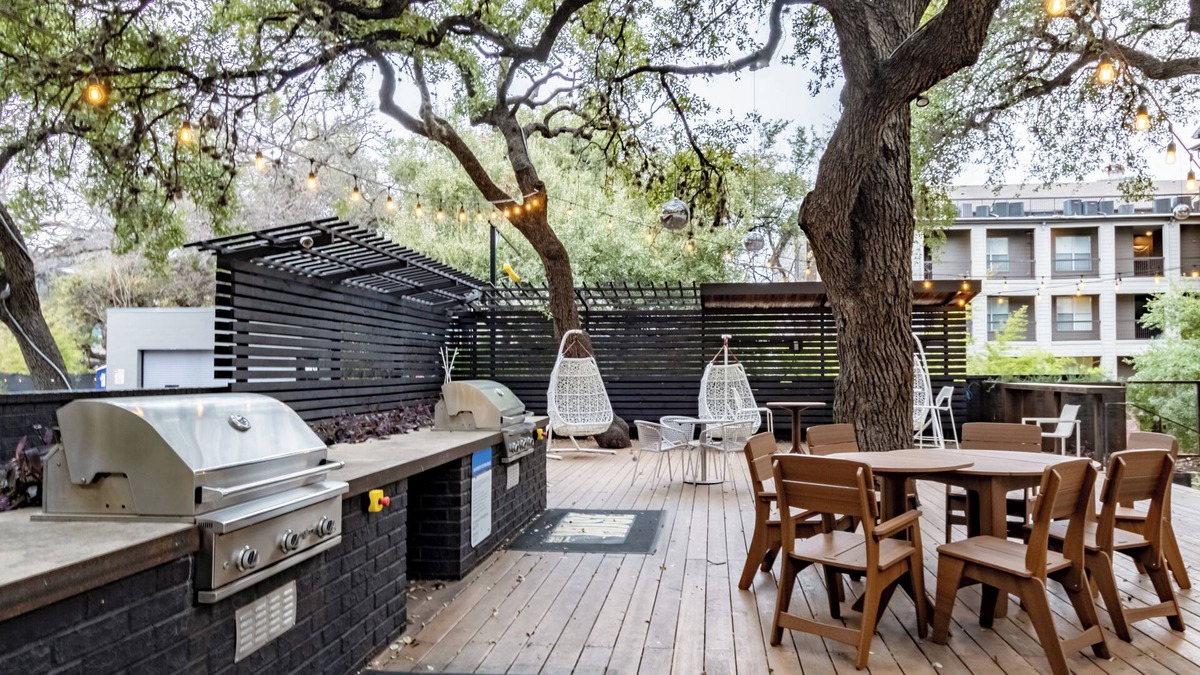 Travis Heights Apartment | Lynn's Lodging