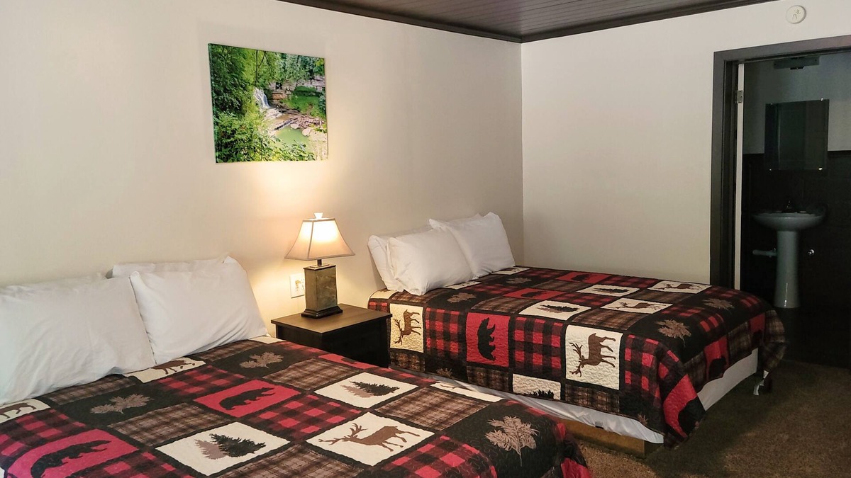 Almo Hotel | Lynnhurst Resort - Motel Unit 8 on Beautiful Kentucky Lake!