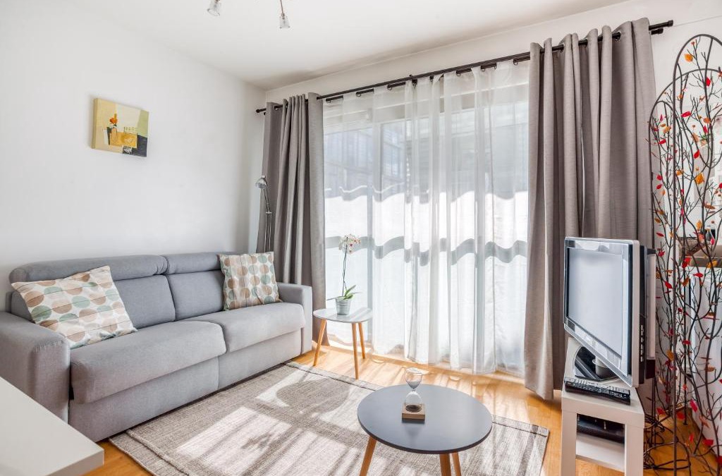 Grand Lyon Apartment | Lyon Confluence - duplex au calme avec parking privé en option