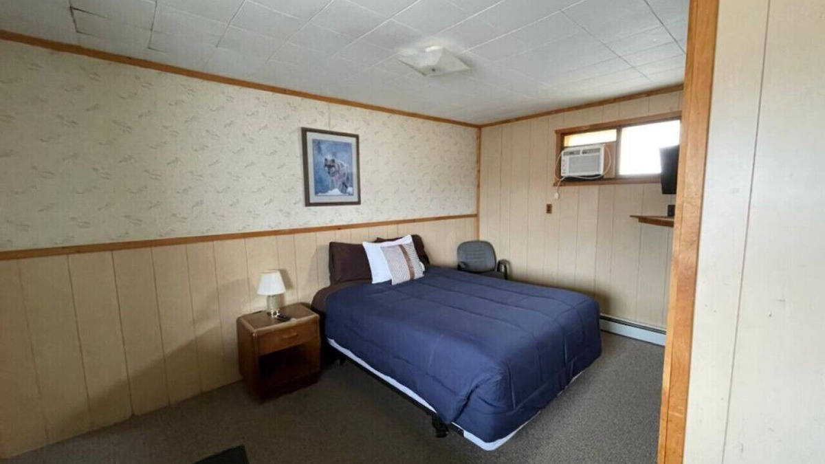 Onaway Cabin | Lyons in Onaway - 1 Queen Bed - Room 3 - Sleeps 2