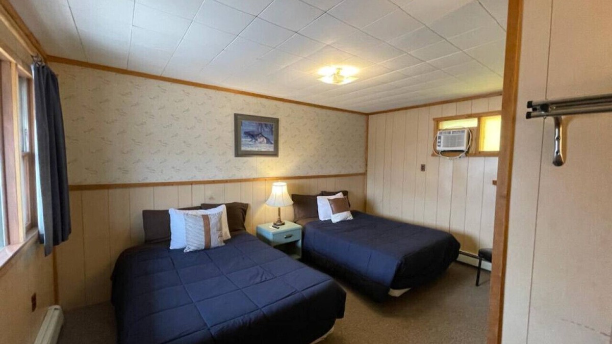 Onaway Cabin | Lyons in Onaway - 2 Full Beds - Room 11- Sleeps 4