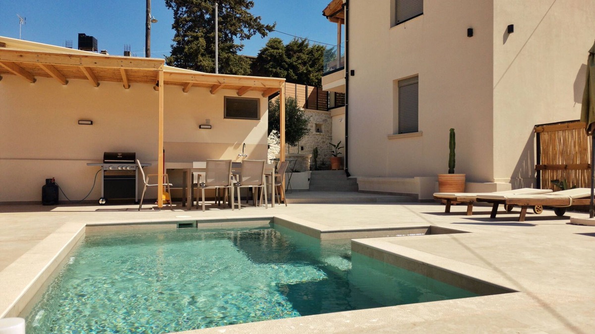 Kounavi Villa | Lyravista Stay Crete: Villa with Private Pool by Knossos, Heraklion