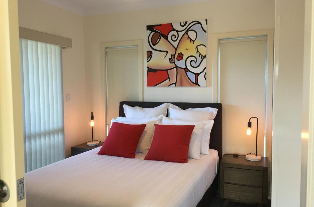 Upper Wakefield Bed & Breakfast | Lyreen's Apartment