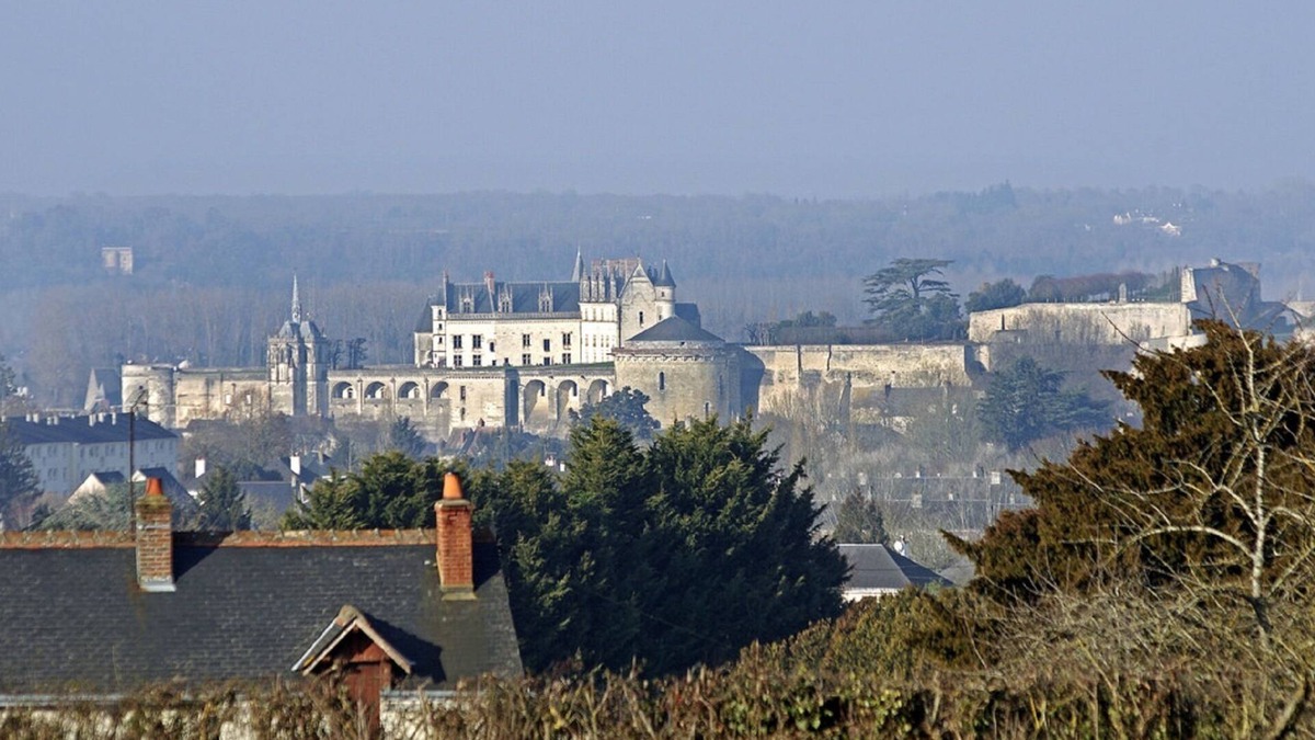 Nazelles-Negron House | Lysalin large house in the heart of the Loire Castles for 8/10 people.