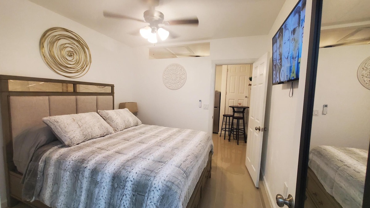 Sunrise Manor Apartment | M&A Cozy studio