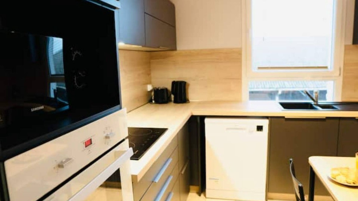 Saint-Charles du Port Apartment | M.A.H 2 magnificent family apartment near Le Havre train station