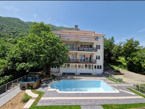 Prcanj Apartment | M apartman