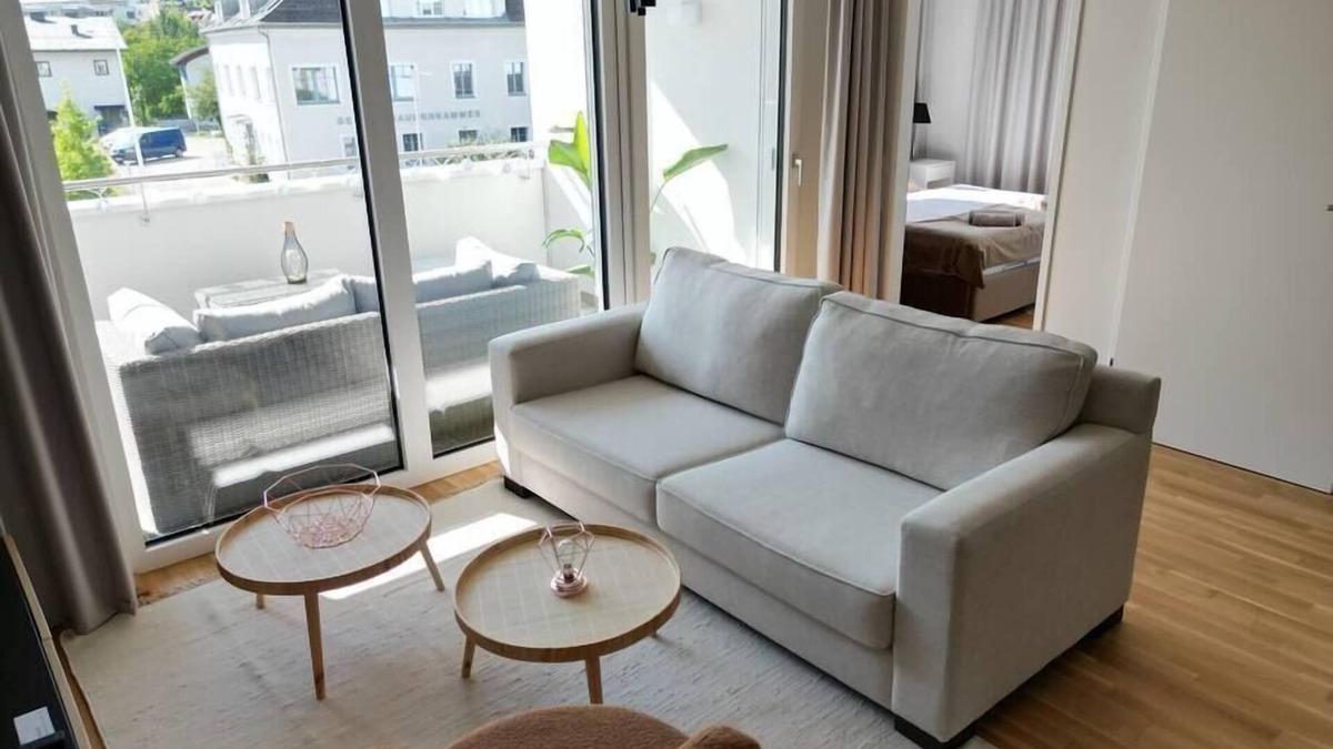 Gmunden Apartment | M.u.s.k.a.t | stylish 3 BR AP with balcony