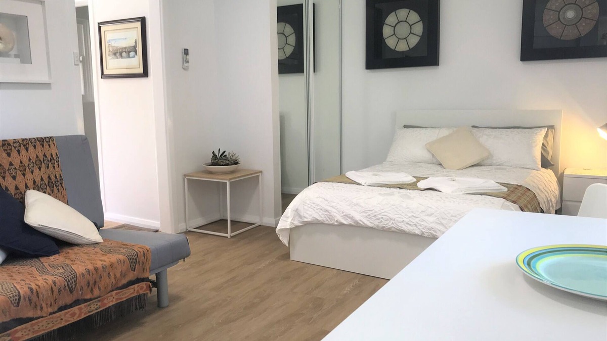 West Perth Apartment | M207 Studio Apartment on Malcolm Street