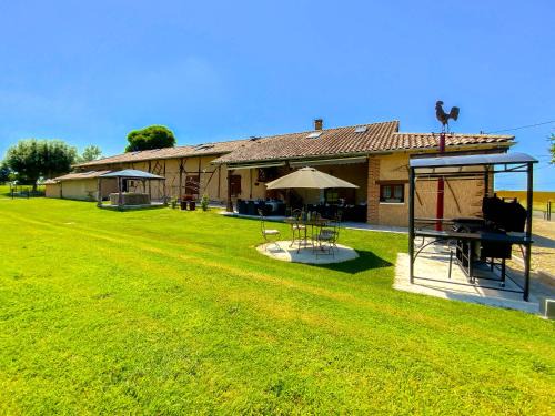 Chaveyriat House | Ma Longère Bressane