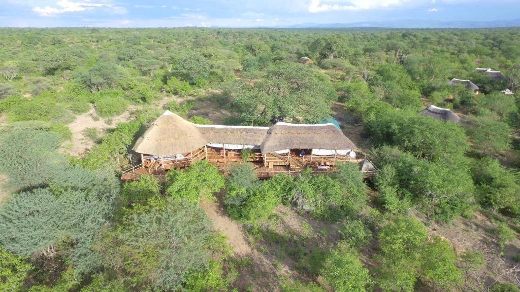 Idodi Bed & Breakfast | Mabata Makali Luxury Tented Camp