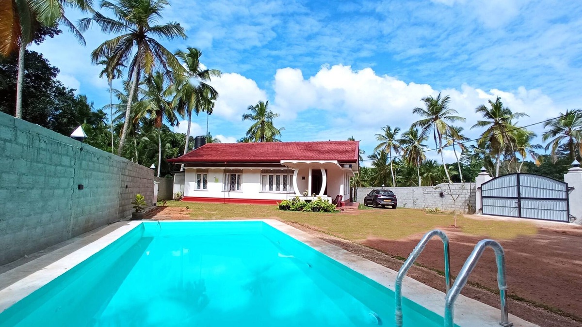 Minuwangoda Villa | Mabodale Estate Villa