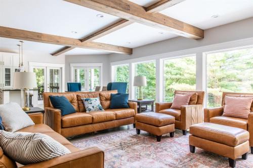 Grand Beach House | Mac's Bluff