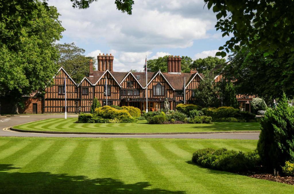 Stratford-upon-Avon Hotel | Macdonald Alveston Manor Hotel & Spa