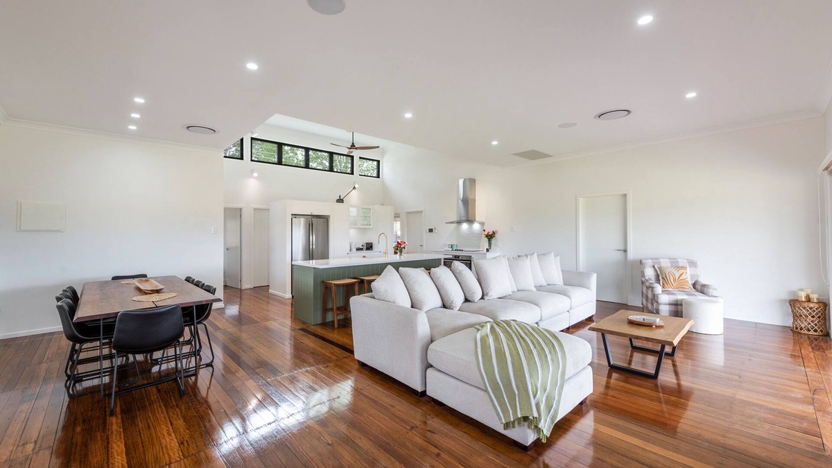 Gulmarrad Apartment | Maclean Farmstay -Farm and Beach - A Truly Unique Experience