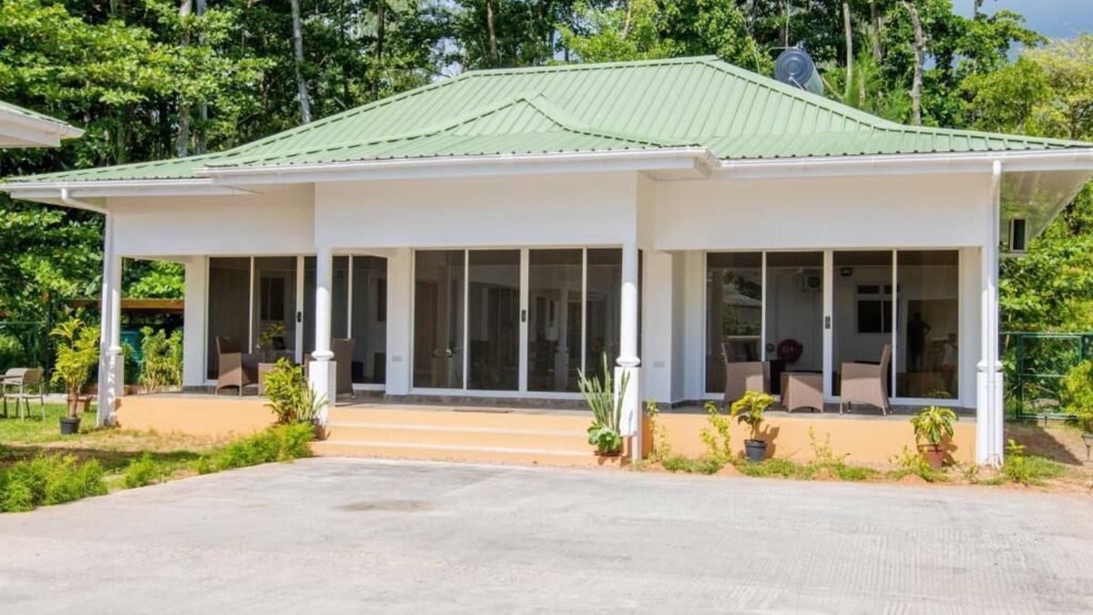 Grand Anse Apartment | MacMillan's Holiday Villas await you offering a modern living space