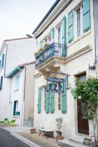 Monclar Bed & Breakfast | MaDamenFrance