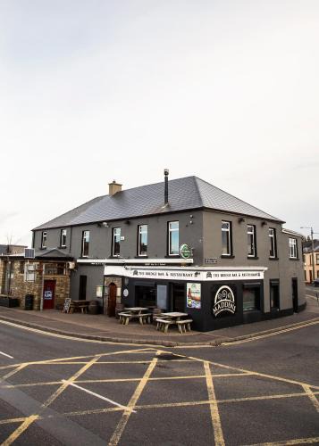 Bundoran Bed & Breakfast | Maddens Bridge Bar & Guesthouse