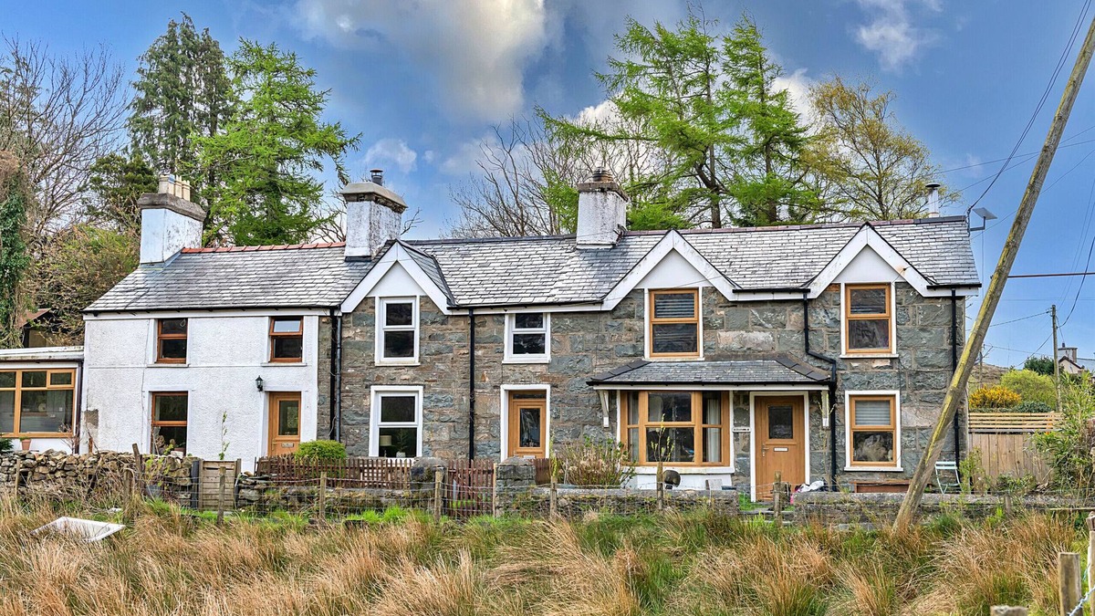 Tanygrisiau Ski Chalet | Maes Neuadd