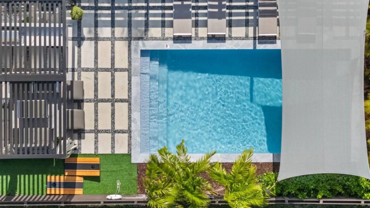 Coral Way House | Mag Mile. Billiards, Private Pool!