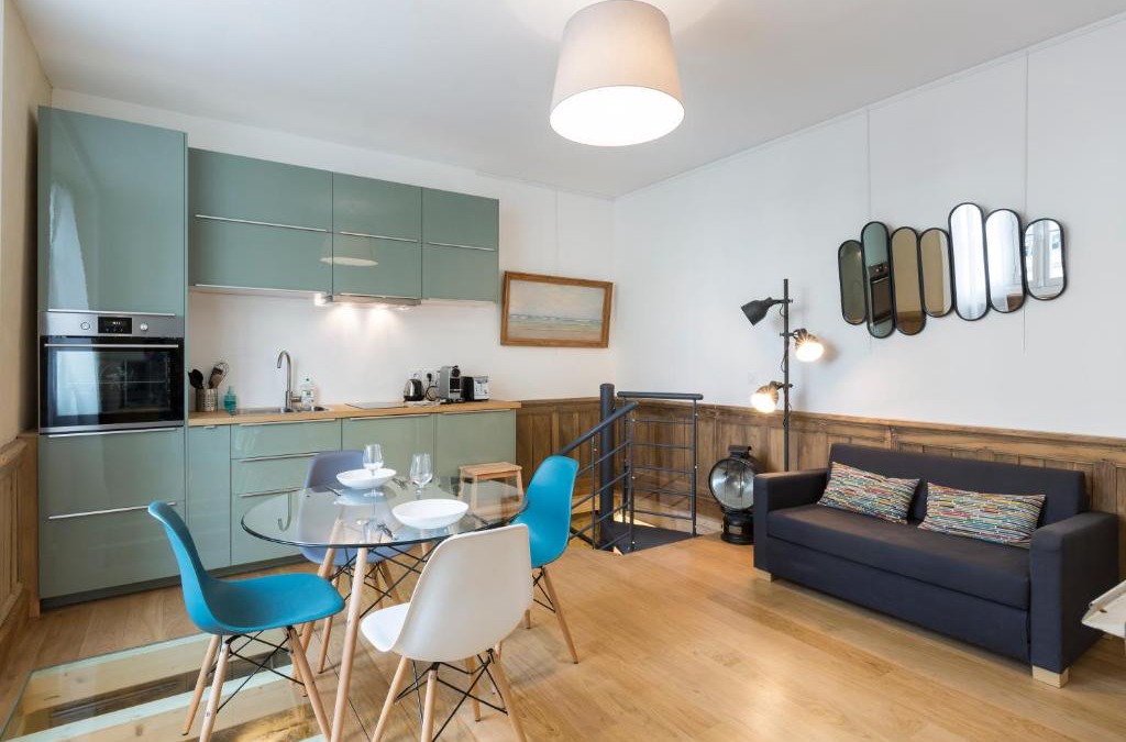 Colombier - Champ de Mars Apartment | Magenta by Cocoonr