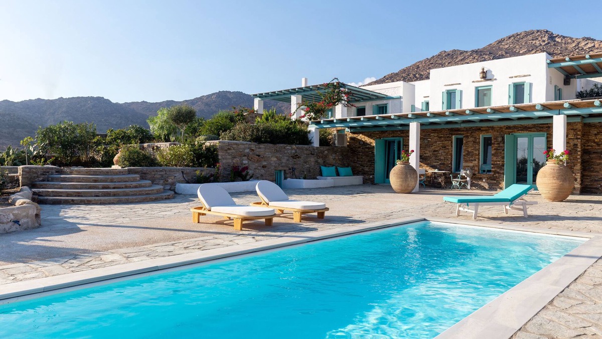 Magganari House | Magganari View Village II , shared swimming pool and bbq , on Ios Island