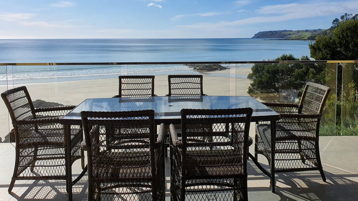 Boat Harbour Beach Apartment | MAGIC BEACH VILLA Absolute beachfront luxury