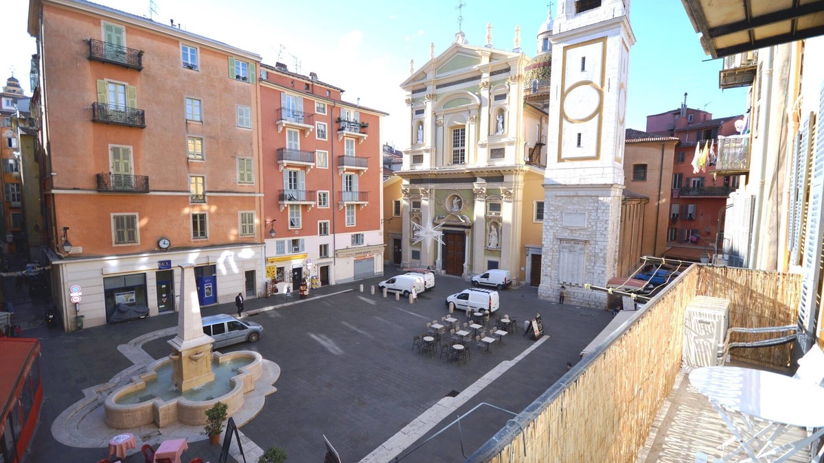 Old Town Apartment | MAGIC CATHEDRALE