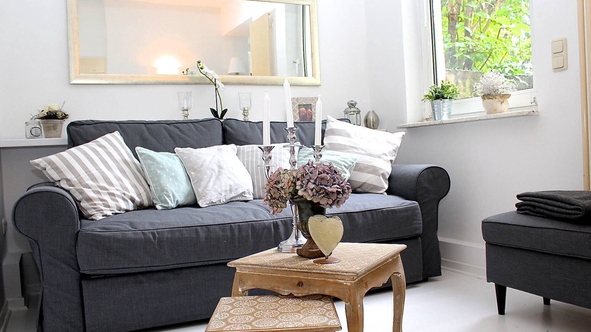 Wentorf bei Hamburg Apartment | Magical apartment in an old villa with free WiFi