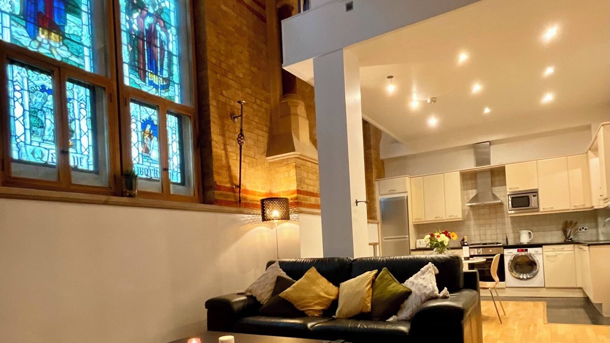Watford Apartment | Magical Converted Church Duplex Apartment, Close to Harry Potter Studios