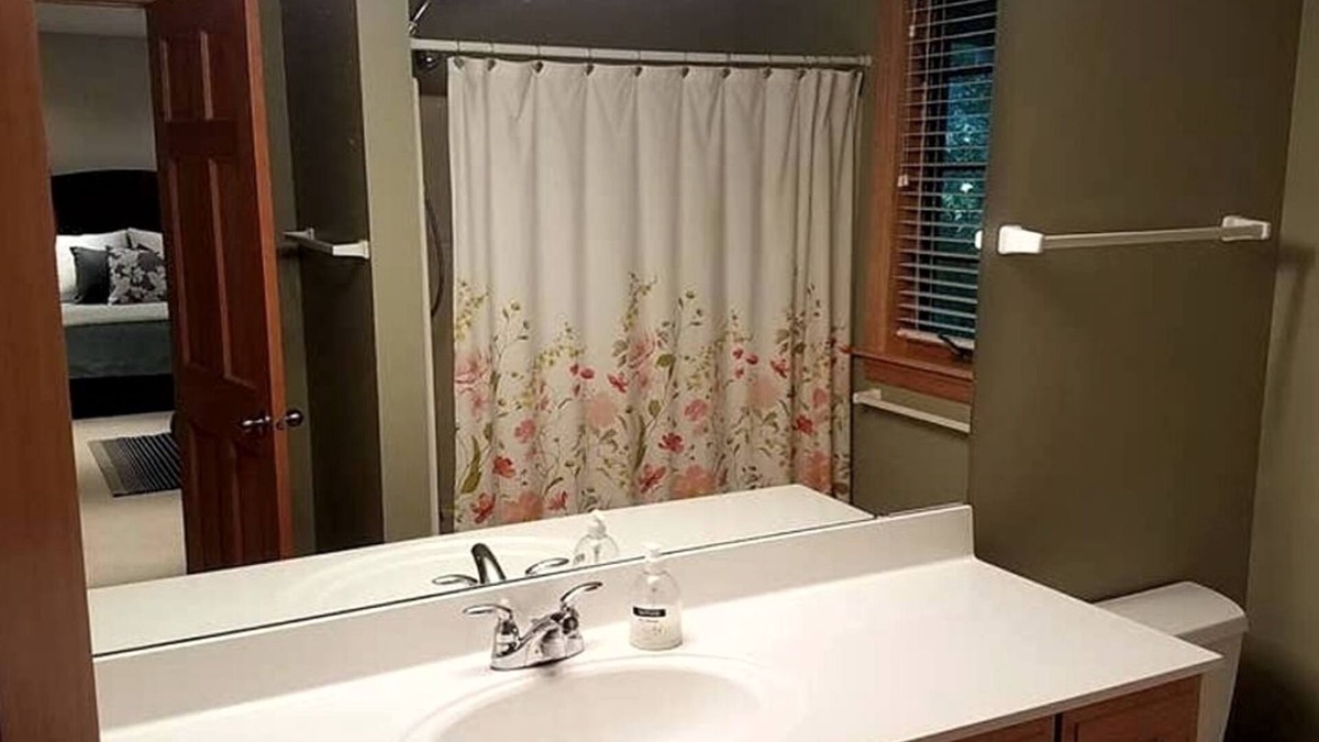 Rochester House | Magical Nest Hideaway