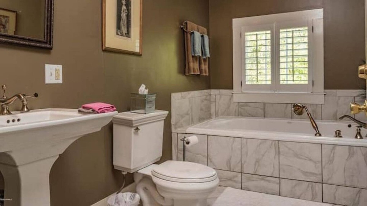 Franklin Apartment | Magical stay at The Fairfax House B