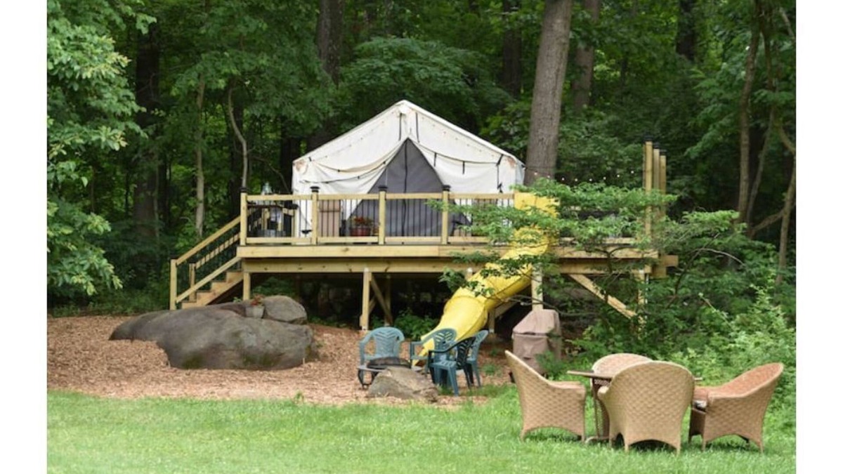 Pottstown RV Rental | Magical Tree House with Hot Tub, Fire Pit & Slide