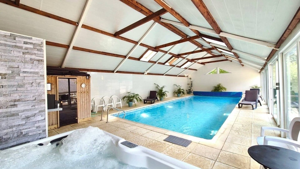 Lassay-les-Chateaux House | Magnific+ent 18th Century, 5* Luxury Holiday/Fitness Spa Resort