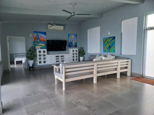 Popoyo Hotel | Magnific Rock - Surf Resort & Yoga Retreat Nicaragua