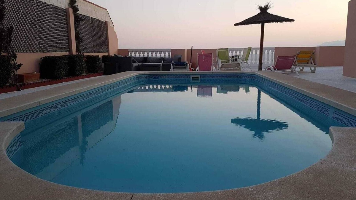El Candado House | Magnificant villa sea front views