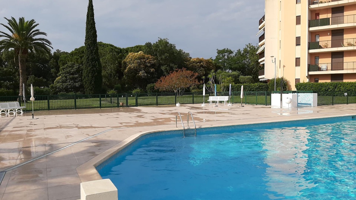 La Napoule House | Magnificent apartment with large balcony in luxury condominium