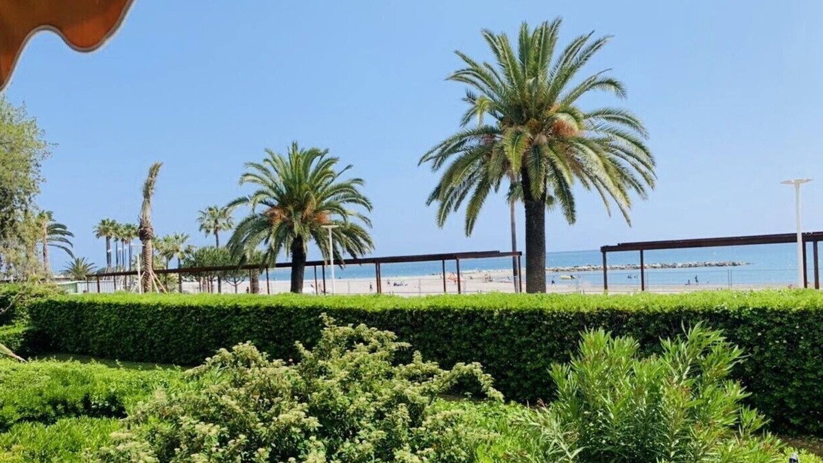 Saint-Laurent-du-Var Apartment | Magnificent 2/4-person beachfront apartment near CAP 3000