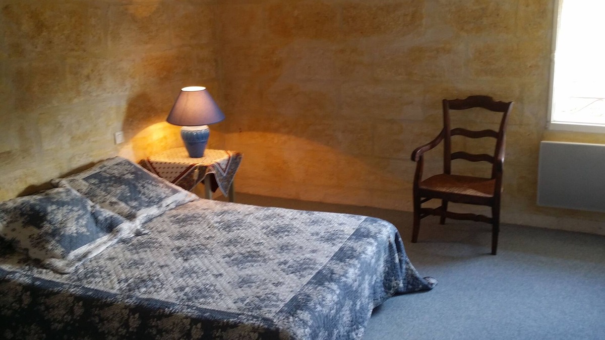Aigues-Mortes Medieval City Apartment | MAGNIFICENT 17th apartment in Aigues Mortes intra muros