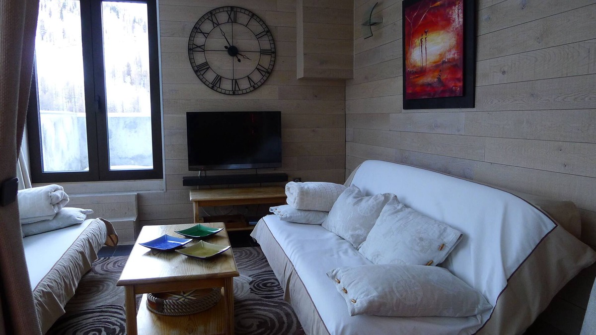 Isola Apartment | Magnificent 4 room apartment + terraces + closed garage, snow front