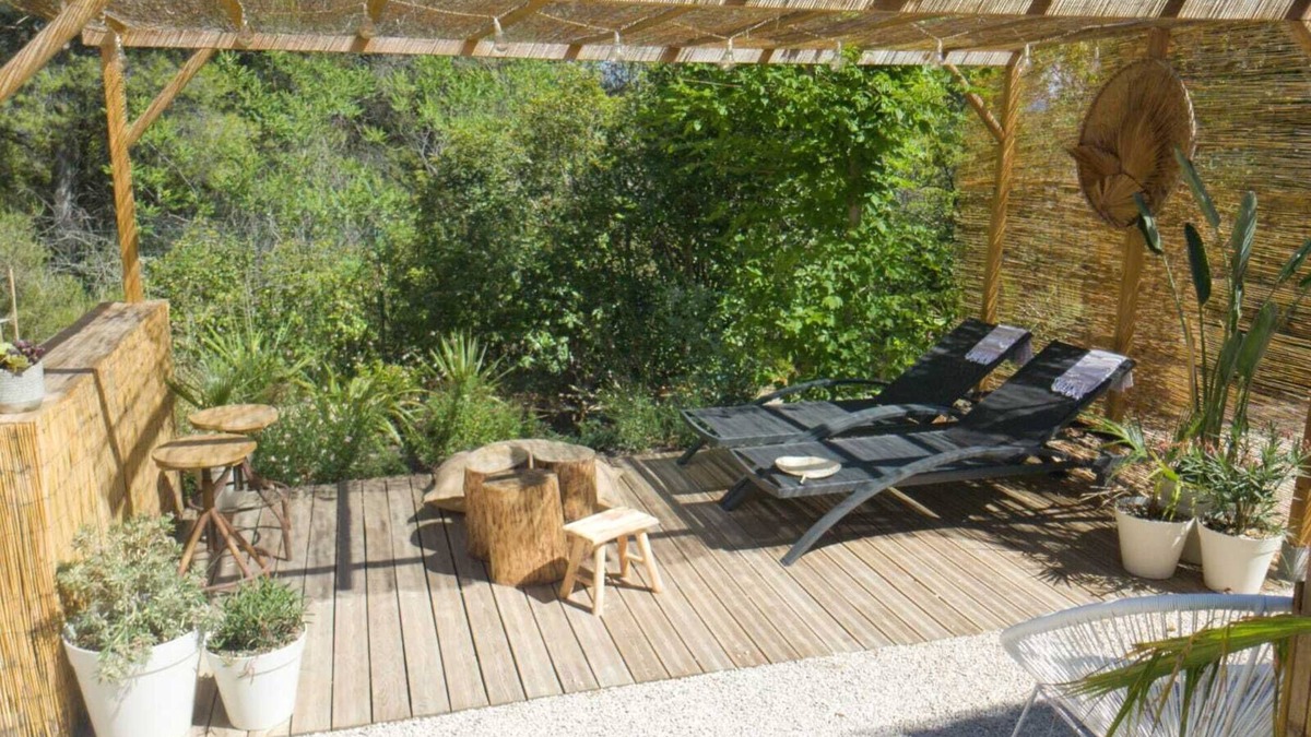 Aubagne Cabin | Magnificent cabana with jacuzzi and sauna