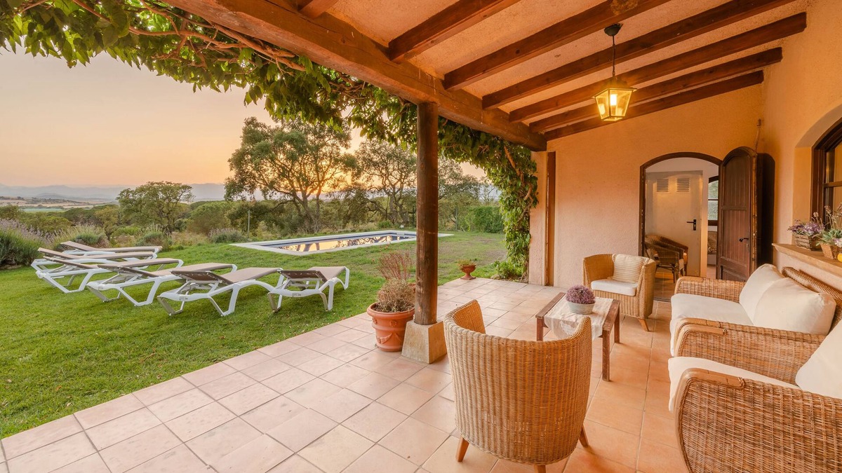 Garriguella House | Magnificent farmhouse 13 minutes from the best beaches of the Costa Brava