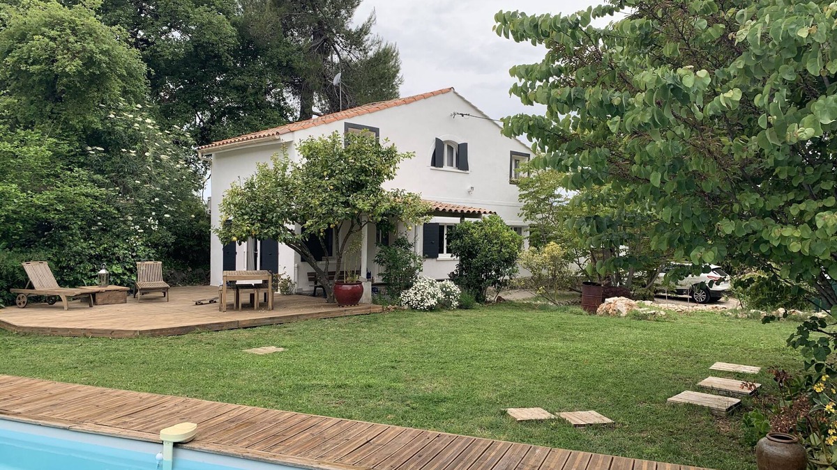 Les Maillans Villa | Magnificent charming house with swimming pool in a quiet location close to all amenities