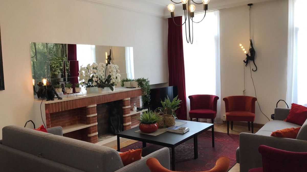 1st Arrondissement Apartment | Magnificent furnished 4 *, LES FLORALIES, 200m from La Canebière, air-conditioned