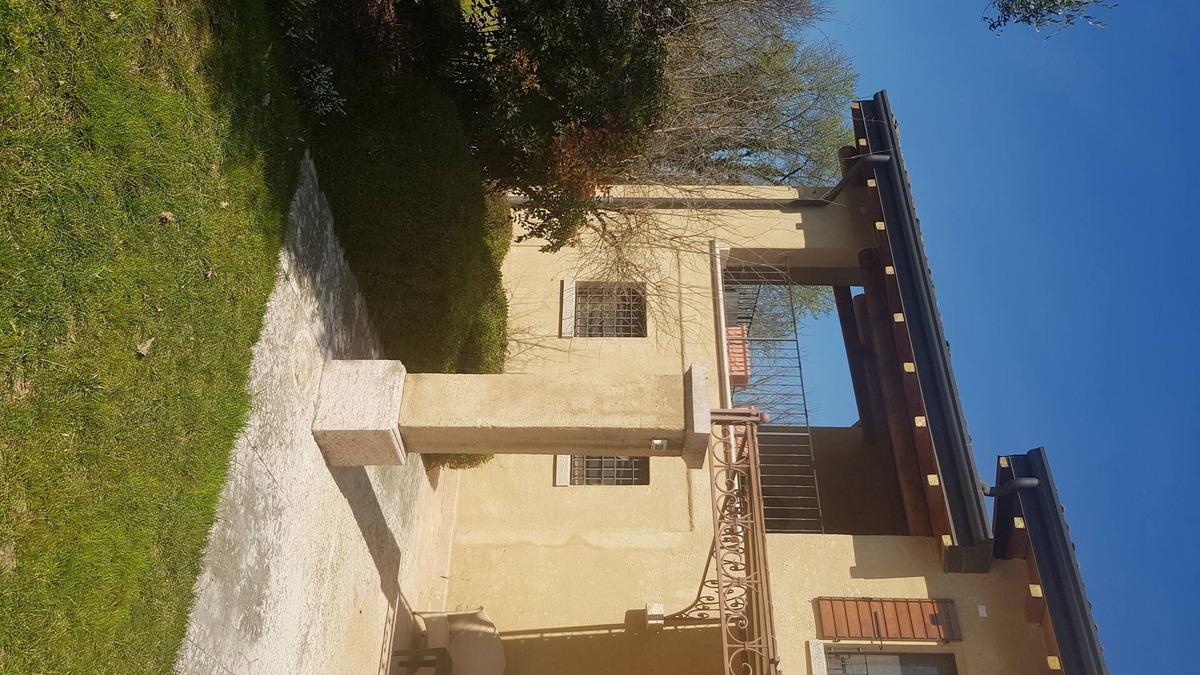 Ponti sul Mincio House | Magnificent guest house house