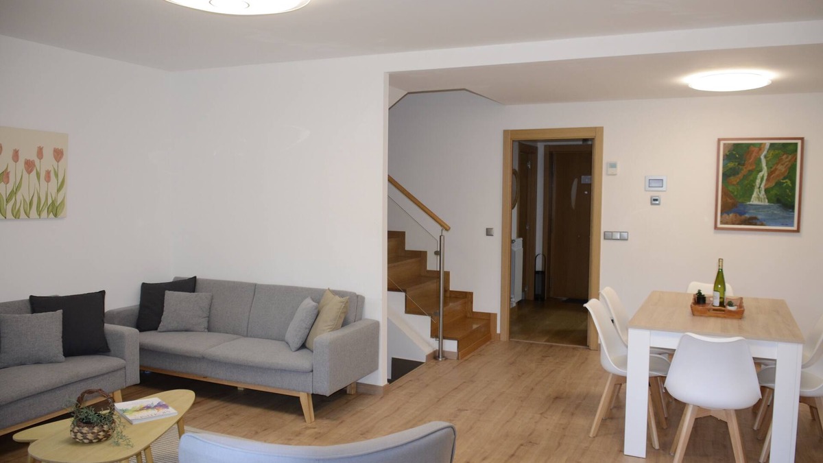 Irun House | Magnificent home for families and groups in Irun, close to the mountains and the beach