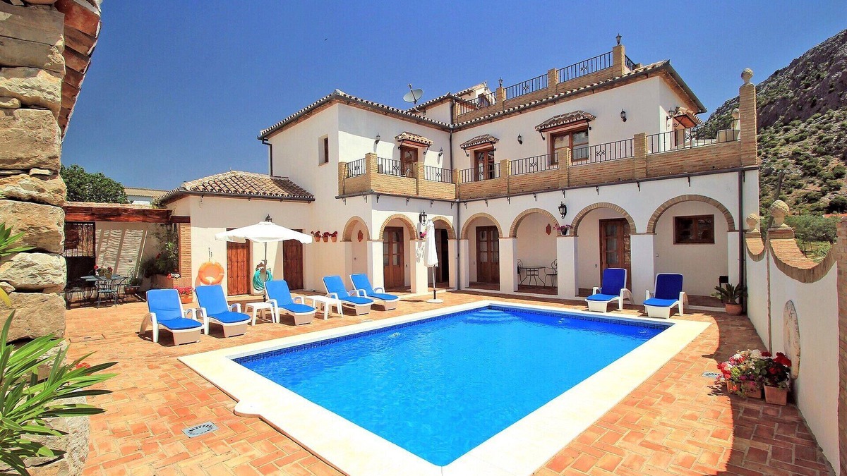 Montejaque Villa | Magnificent luxury villa,sleeps 8,own pool, wifi, Montejaque,Ronda area